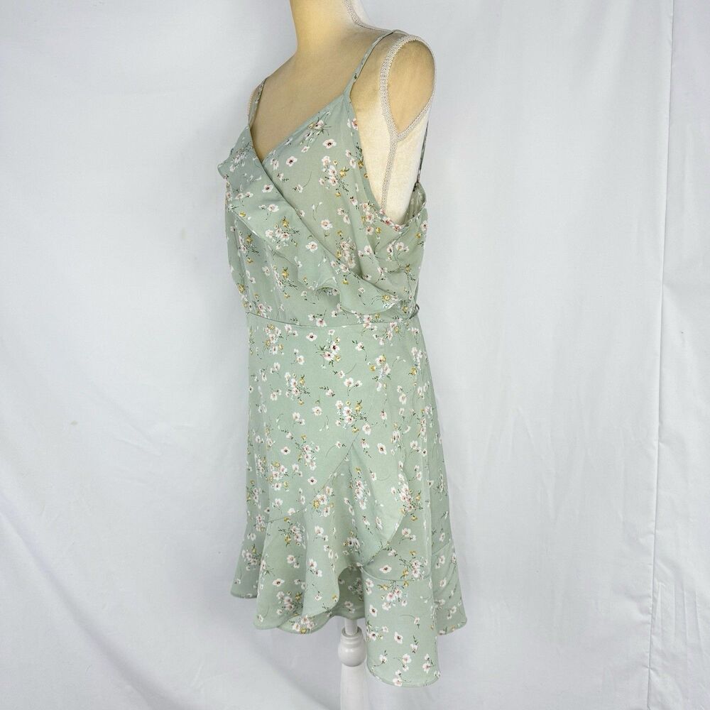 ROMWE Wrap Dress  Green Floral Size US 14 Summer Dress - Picture 4 of 16